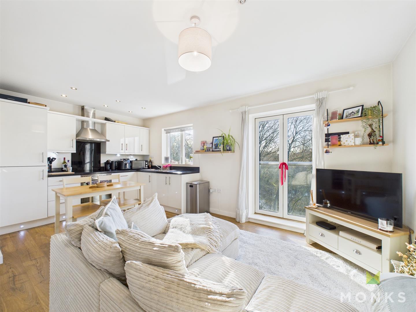 8 Saffron House Mill Road, Shrewsbury, SY2 6FR For Sale